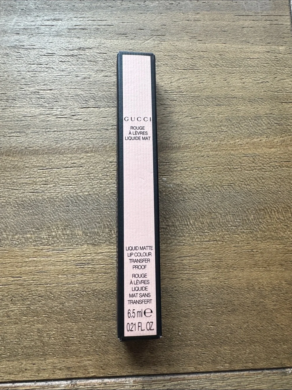 Gucci Rouge à Lèvres Liquide Mat Transfer-Proof Matte Liquid Lipstick Goldie Red